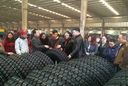 40+ Vietnam dealers visit HAWK TYRE factory !